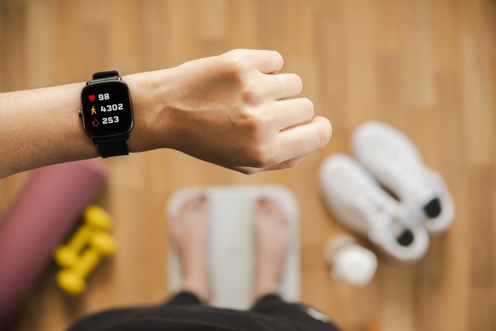 What are smart scales, and how do they vary from traditional scales